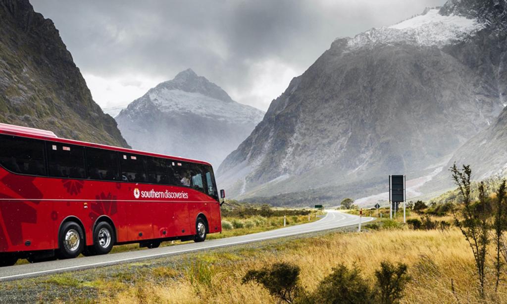 Milford Sound Coach & Nature Cruise with return flight