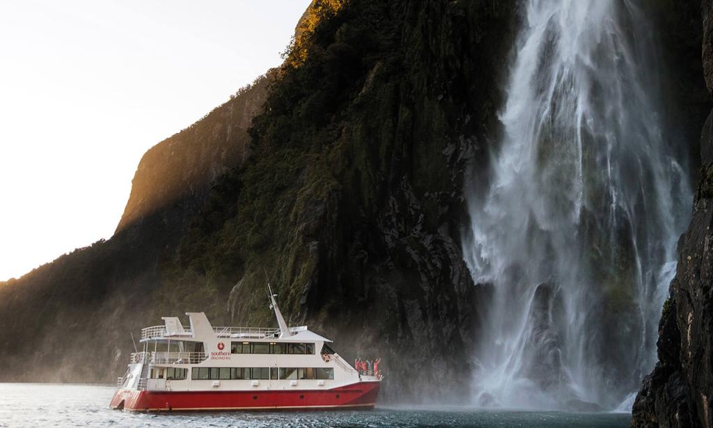 Milford Sound Nature Cruise