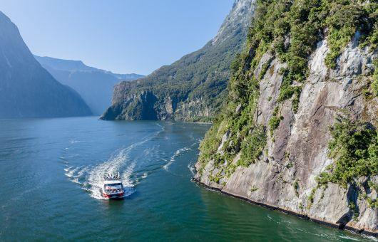 Small Group Travel & Cruise